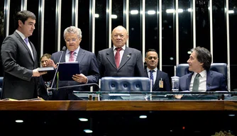 José Amauri toma posse como senador pelo Piauí