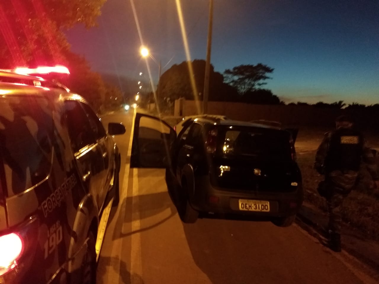 Carro apreendido pela Polícia MiIitar