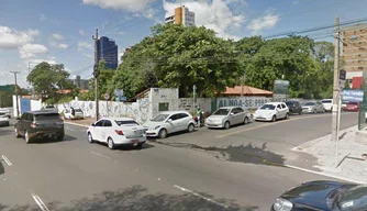 Avenida Frei Serafim com a Rua Governador Tibério Nunes