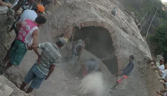 Deslizamento de terra em olaria causou a morte de dois trabalhadores em Pedro II.