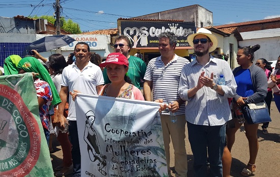 Instituições apoiam lei que garante livre acesso ao território e babaçuais.