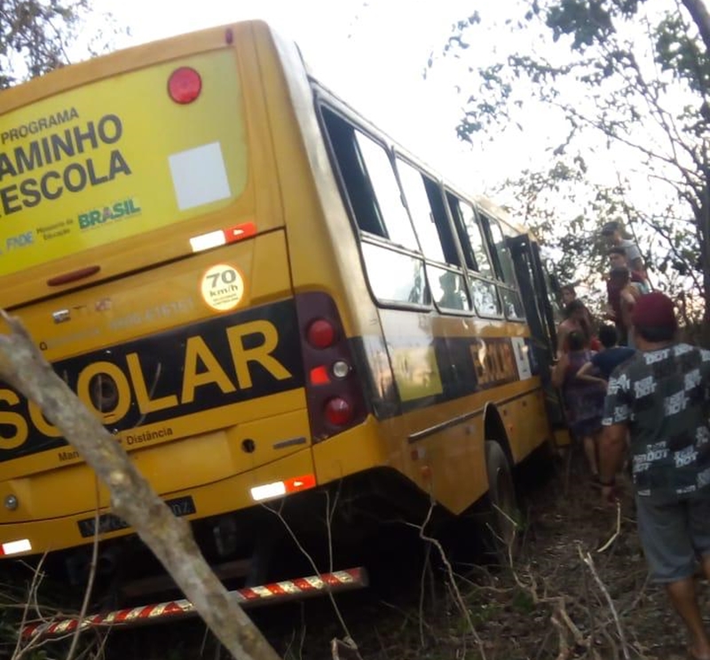 O motorista do ônibus teria se recusado a fazer o teste do bafômetro.