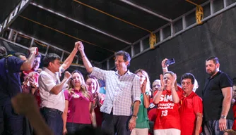 Fernando Haddad e Wellington Dias realizam ato público em Picos.