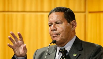 General Mourão