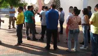 Motoristas de aplicativo protestam na Câmara Municipal de Teresina.