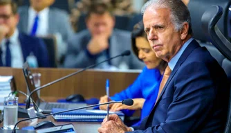 Ministro José Mucio toma posse na presidência do TCU.