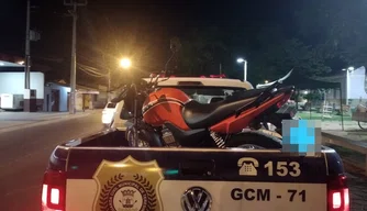 Motocicleta recuperada pela Guarda Municipal no feriado de Ano Novo.