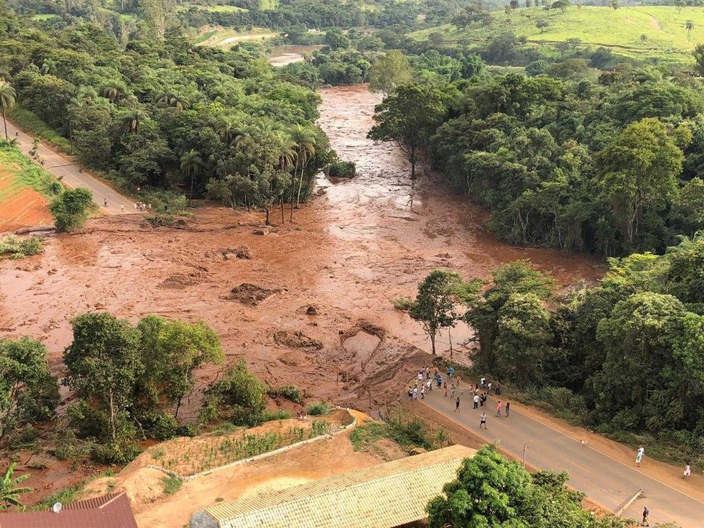 Barragem de Brumadinho que rompeu.