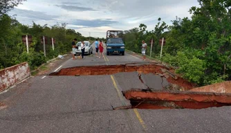 Ponte rompeu em Piracuruca