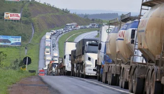 Greve dos caminhoneiros.