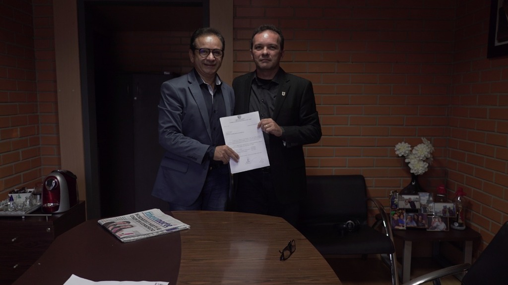 Deputado Dr. Hélio destina recursos à Uespi de Parnaíba.