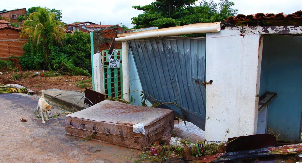 Casas foram completamente destruídas