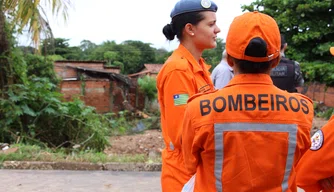 Corpo de Bombeiros auxilia moradores no Parque Rodoviário