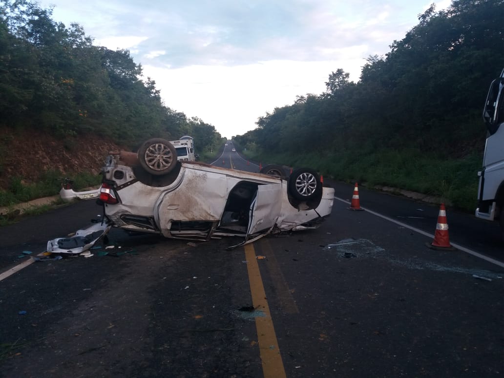 Acidente aconteceu na tarde desta quinta-feira (11).