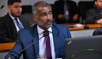 Senador Romário acatou sugestão popular.