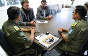 Reunião no comando geral da Polícia Militar.