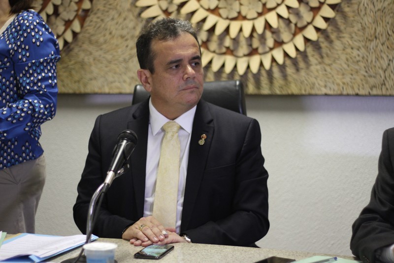 Deputado Henrique Pires (MDB).