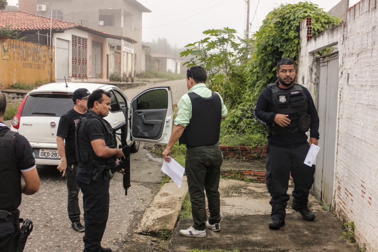 Operação cumpre mandados no Piauí