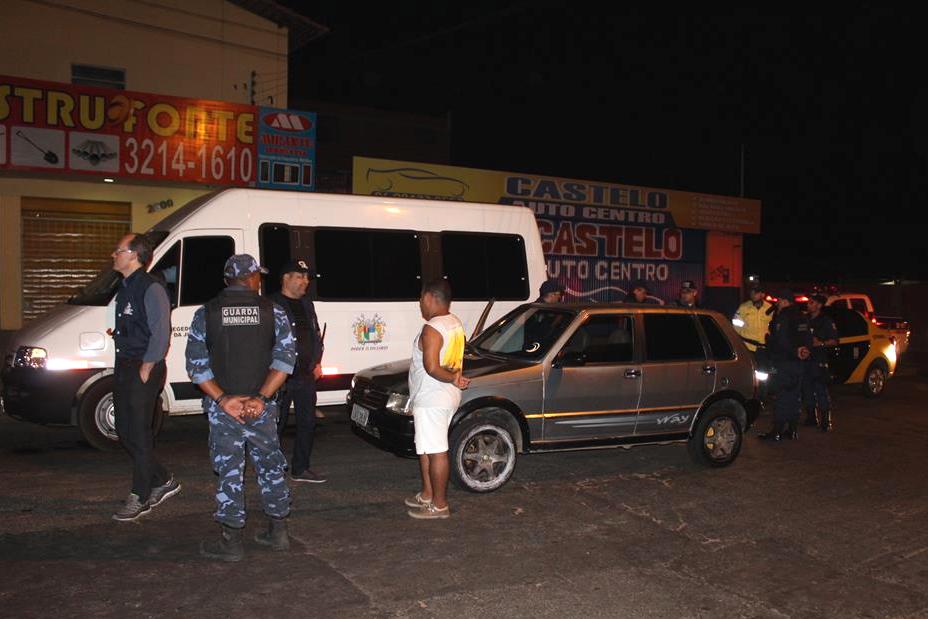 Guarda Civil Municipal e Polícia Militar realizaram abordagens durante a ação.