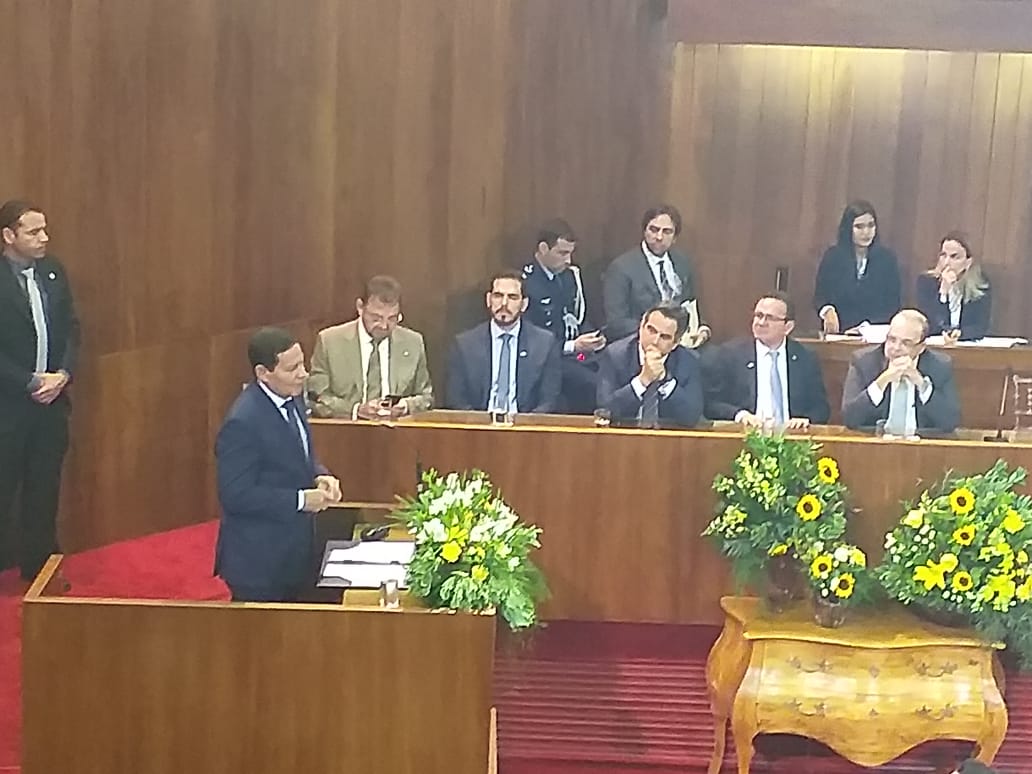 Mourão realizou discurso emocionado