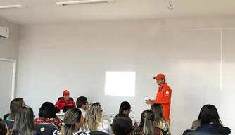 A ocasião também contou com a presença do Corpo de Bombeiros de Picos.