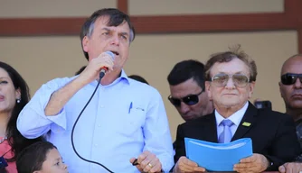 Presidente Jair Bolsonaro e o prefeito Mão Santa.