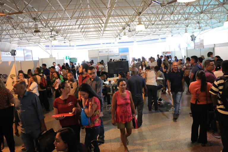 A 3ª Feira de Empregos e Negócios acontece nos próximos dias 29 e 30 de agosto.