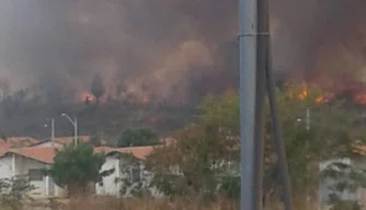 Incêndio atinge Bombeiros