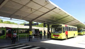 Strans realiza vistorias anuais e diárias nos ônibus de Teresina