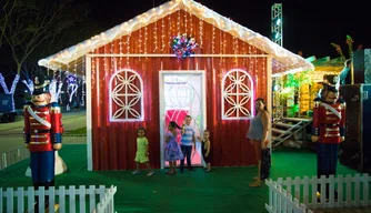 Decoração natalina no Parque da Cidadania