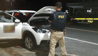 Veículo de luxo apreendido