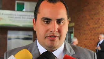 Deputado Georgiano Neto.