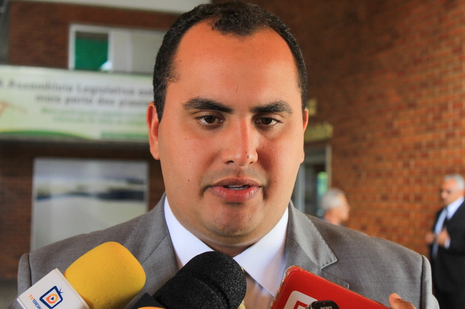 Deputado Georgiano Neto.