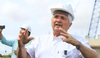 Senador Elmano Férrer