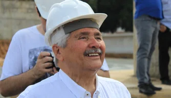 Senador Elmano Férrer