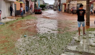 Ruas alagadas em Picos