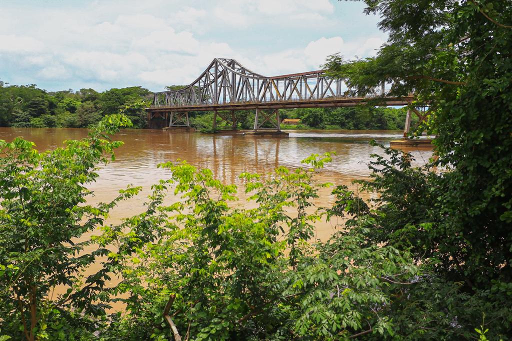 Ponte Metálica é interditada como medida de contenção da Covid-19