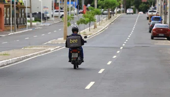 Baixo movimento na Av. Nossa Senhora de Fátima