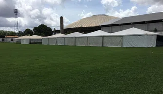 Estrutura no estádio Lindolfo Monteiro