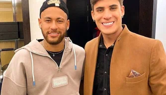 Jogador Neymar e o modelo Tiago Ramos