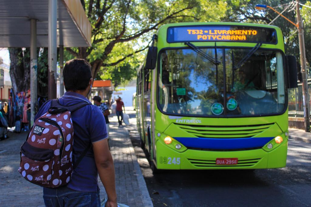 Ônibus Circulando em Teresina