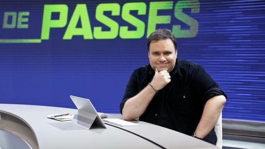 O jornalista Rodrigo Rodrigues, do SporTV, morreu no Rio vítima da Covid-19.