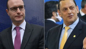 O advogado de Lula e o ex-advogado de Flávio Bolsonaro são alvos da operação