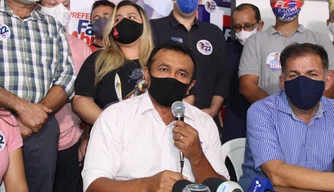 Fábio Abreu em coletiva