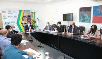 Wellington Dias garante investimentos para aeroportos no Piauí