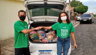 Voluntários do Teresina Transforma, em ação social.