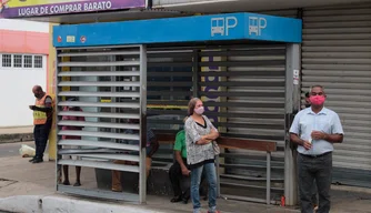 Parada de Ônibus no dirceu