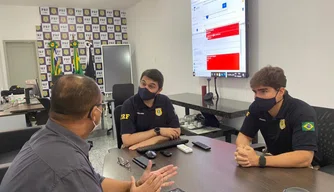 Reunião entre Strans e PRF