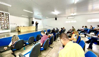 Reunião da Semec com pedagogos da rede municipal de ensino.