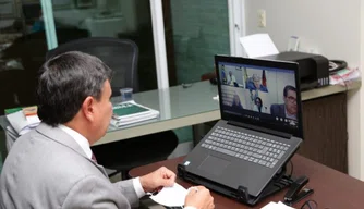 Reunião remota com ministro da Saúde, Eduardo Pazuello.